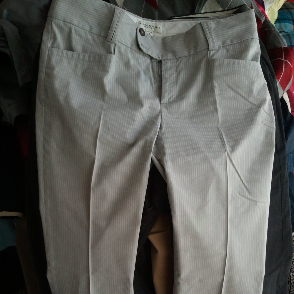Banana Republic Cotton Grey Pinstripe Pants Sz 4/6